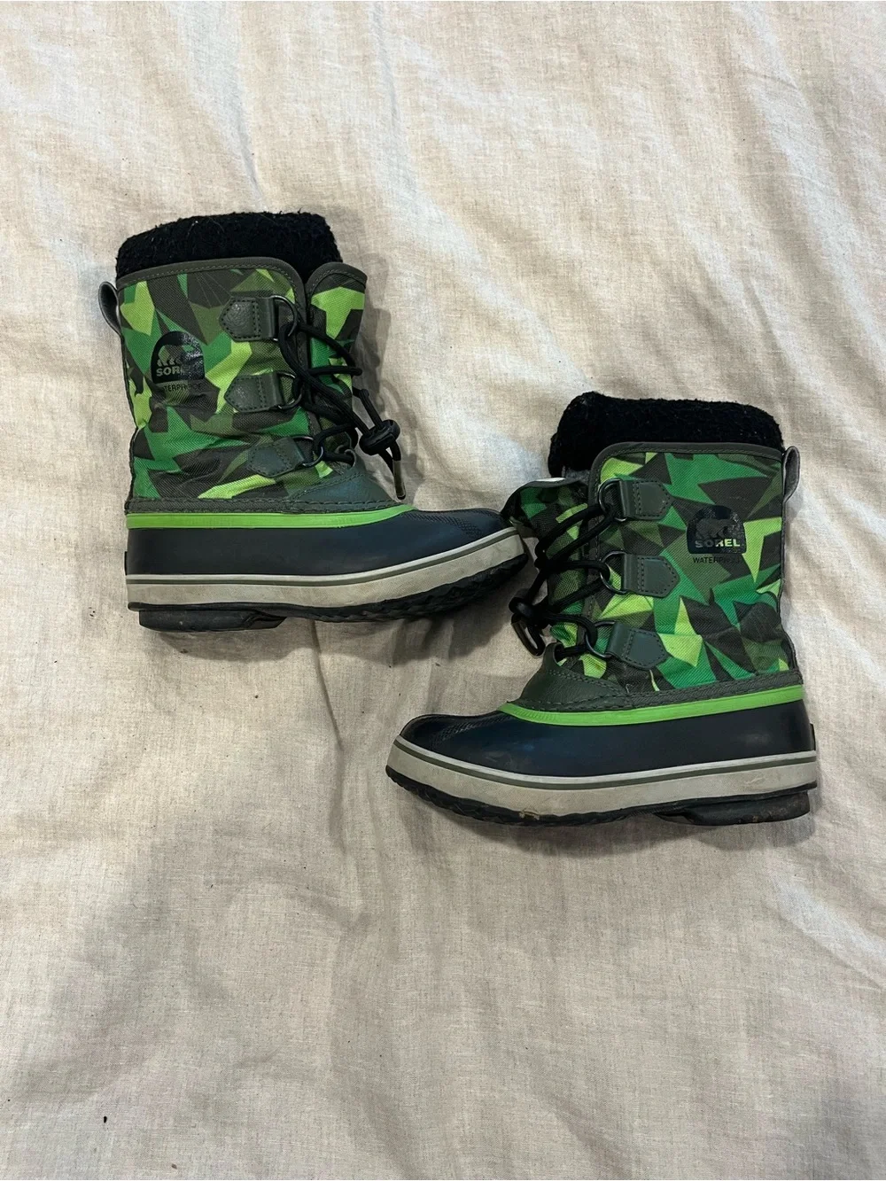 Sorel Kids Green Camo Lace-Up Winter Boots